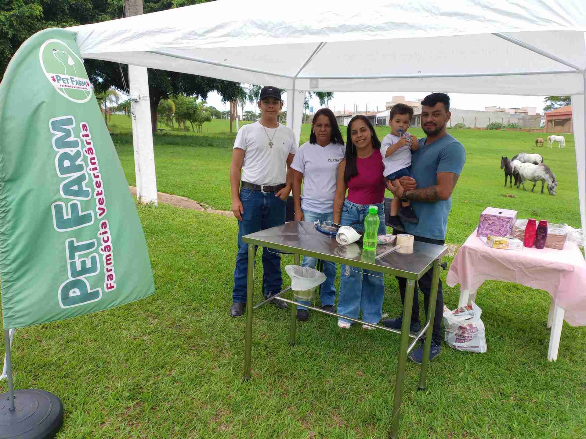 Pet Farm realizou em Ibaté mais uma edição de exames em cães e gatos macho e fêmea para evitar o câncer