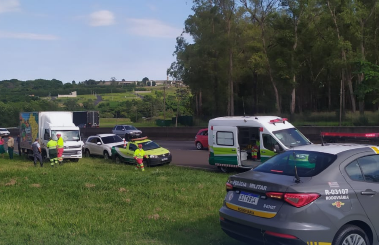 Engavetamento envolve quatro veículos na rodovia Washington Luís em São Carlos