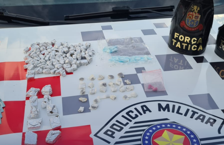 Força Tática e Rocam apreendem revólver e drogas no CDHU em São Carlos