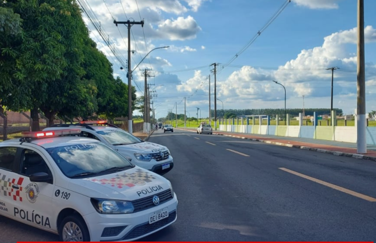Mais segurança: Polícia Militar realiza operação bloqueio na Avenida São João em Ibaté