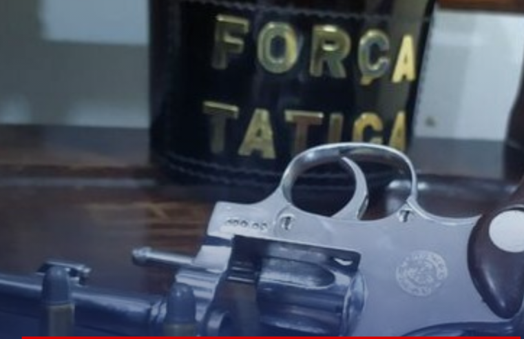 Força Tática prende homem em Ibaté com arma na cintura e mala cheia de maconha