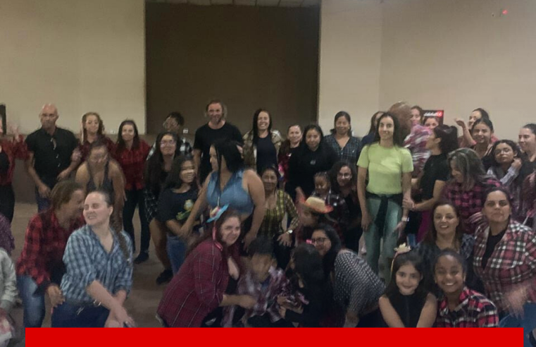 Aulão julino de Zumba do Grei reuniu dezenas de pessoas em uma linda confraternização