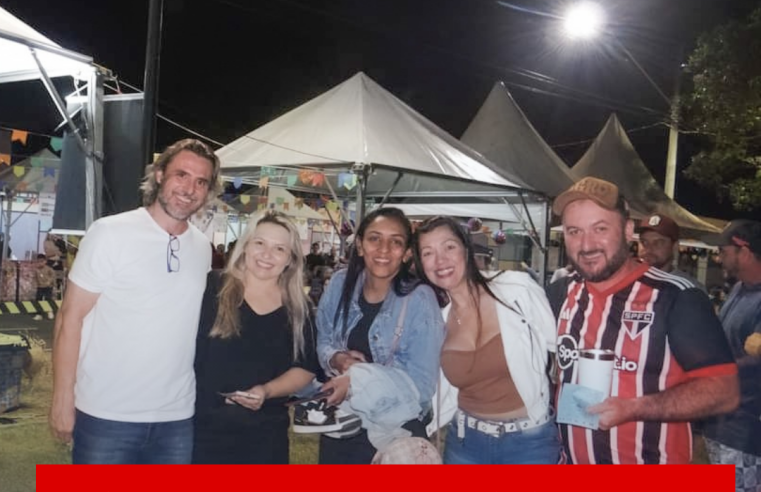 Steigue Jones prestigia festa julina da igreja São João Evangelista