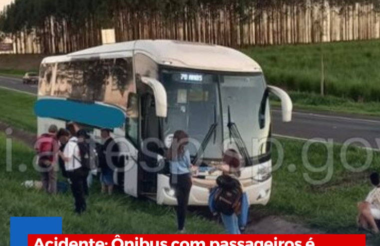 Acidente: Ônibus com passageiros é fechado por caminhão na Washington Luís em Ibaté