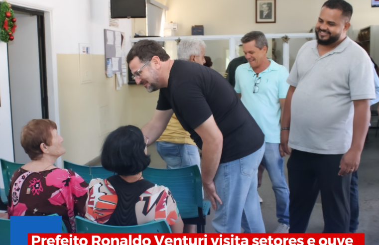 Prefeito Ronaldo Venturi visita setores e ouve necessidades dos funcionários para melhorar atendimento a população