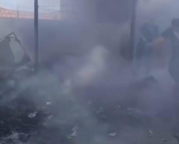 Incêndio atinge quintal de residência no Jardim Paulistano em São Carlos