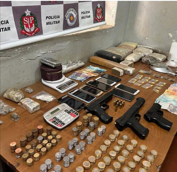 Grande apreensão de drogas no bairro Vila Rica em São Pedro
