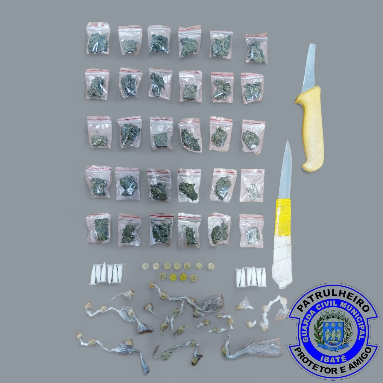 🚨 Guarda Municipal apreende drogas e armas brancas no Jardim Cruzado em Ibaté