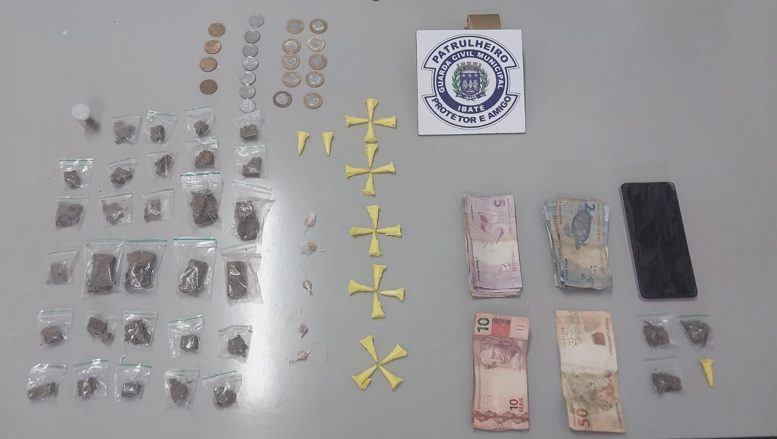 GCM de Ibaté prende homem por tráfico de drogas no Jardim Cruzado