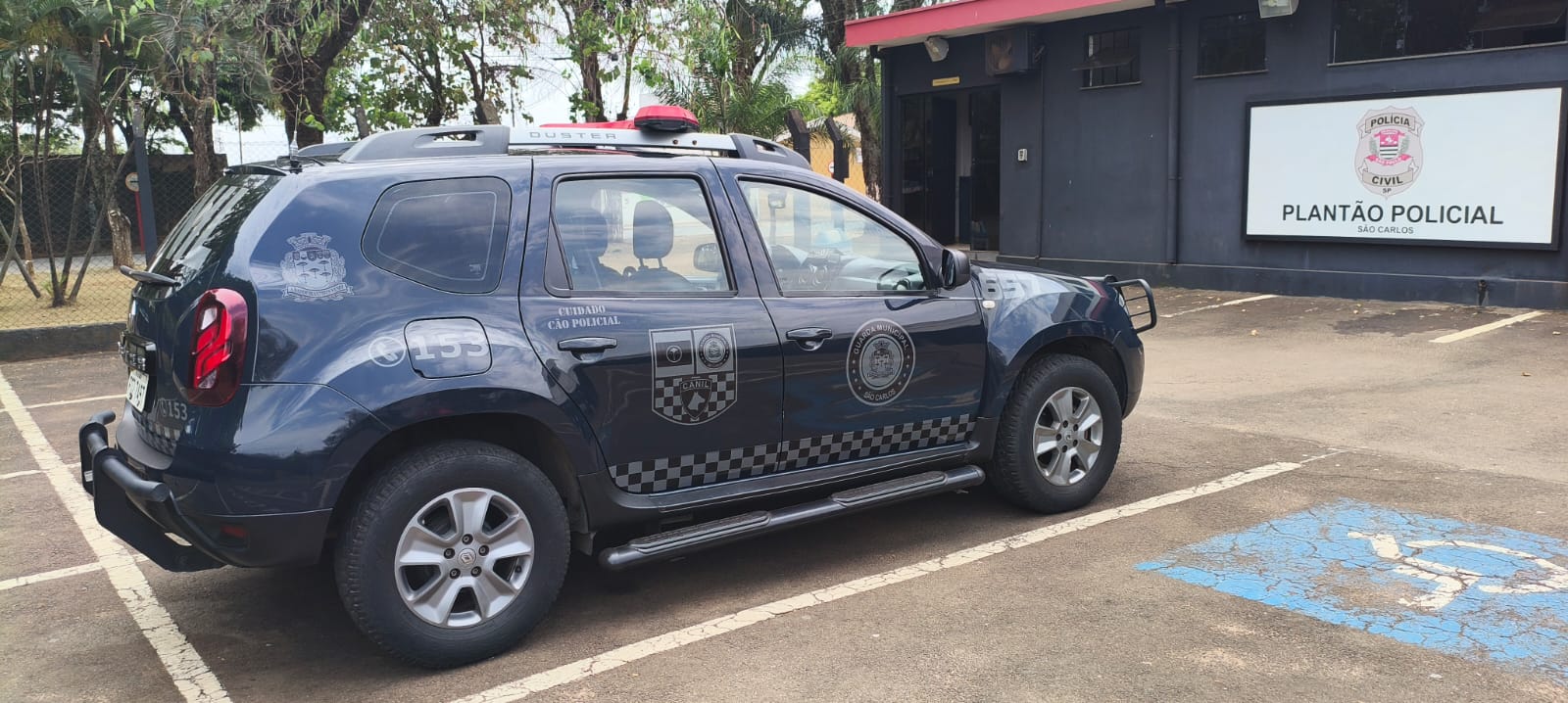 Guarda Municipal prende mulher por tráfico de drogas no bairro Boa Vista, em São Carlos