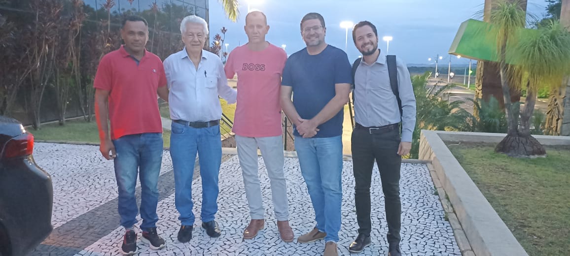 Deputado Federal Arlindo Chinaglia se reúne com prefeito Ronaldo e lideranças de Ibaté para tratar de investimentos e demandas do município