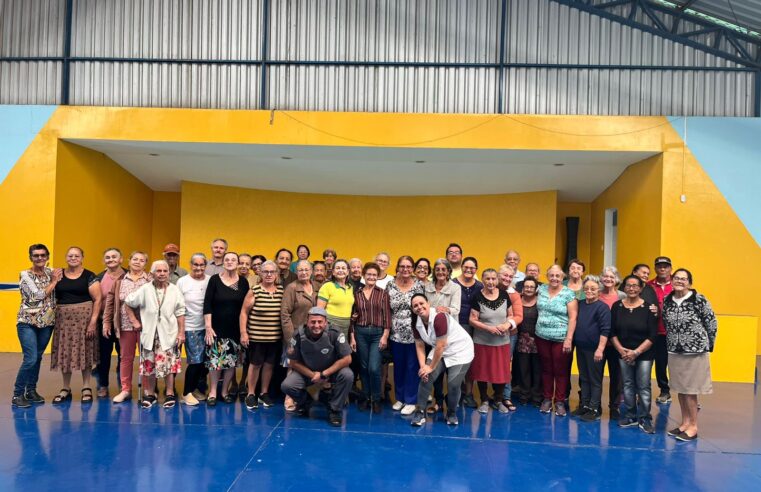 Polícia Militar realiza palestra sobre prevenção de golpes contra idosos em Ibaté