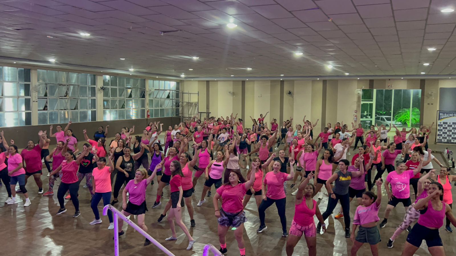 🎗️ GREI promove aulão solidário e arrecada quase 200 kg de ração para ONG Amar é o Bicho