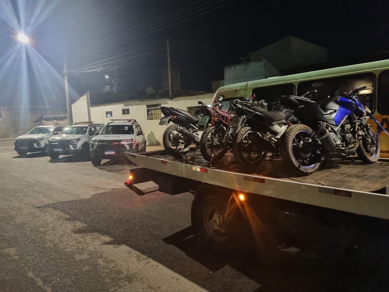 Força Tática recupera motos furtadas e apreende adolescentes em operação no São Carlos VIII