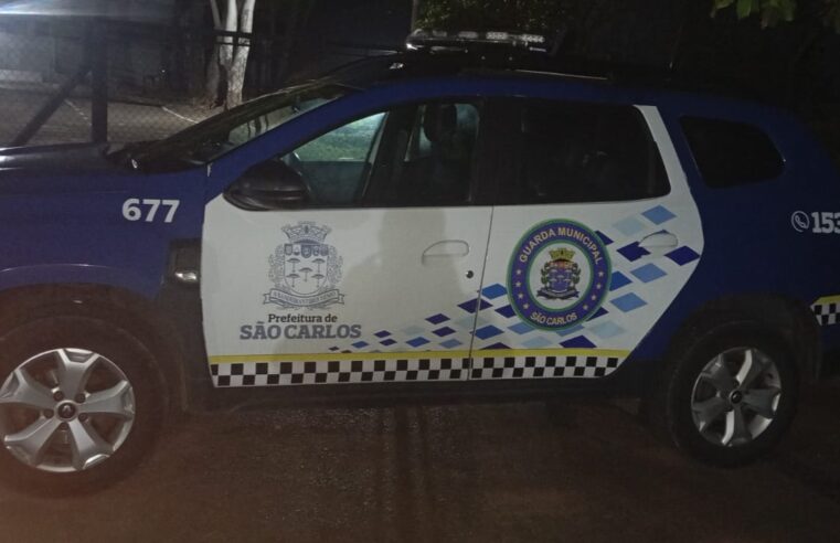 Guarda Municipal de São Carlos recupera veículo roubado e detém dois suspeitos