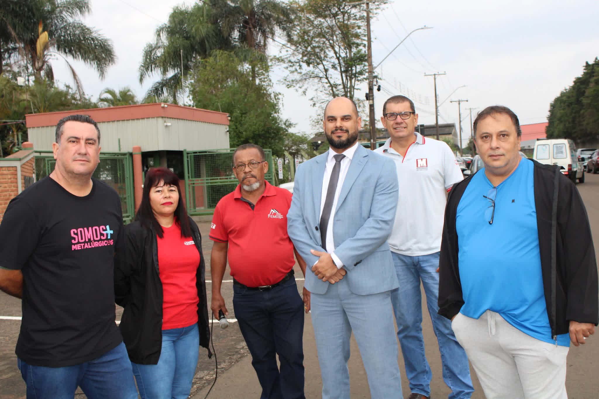 Metalúrgicos da Engemasa entram em greve por tempo indeterminado