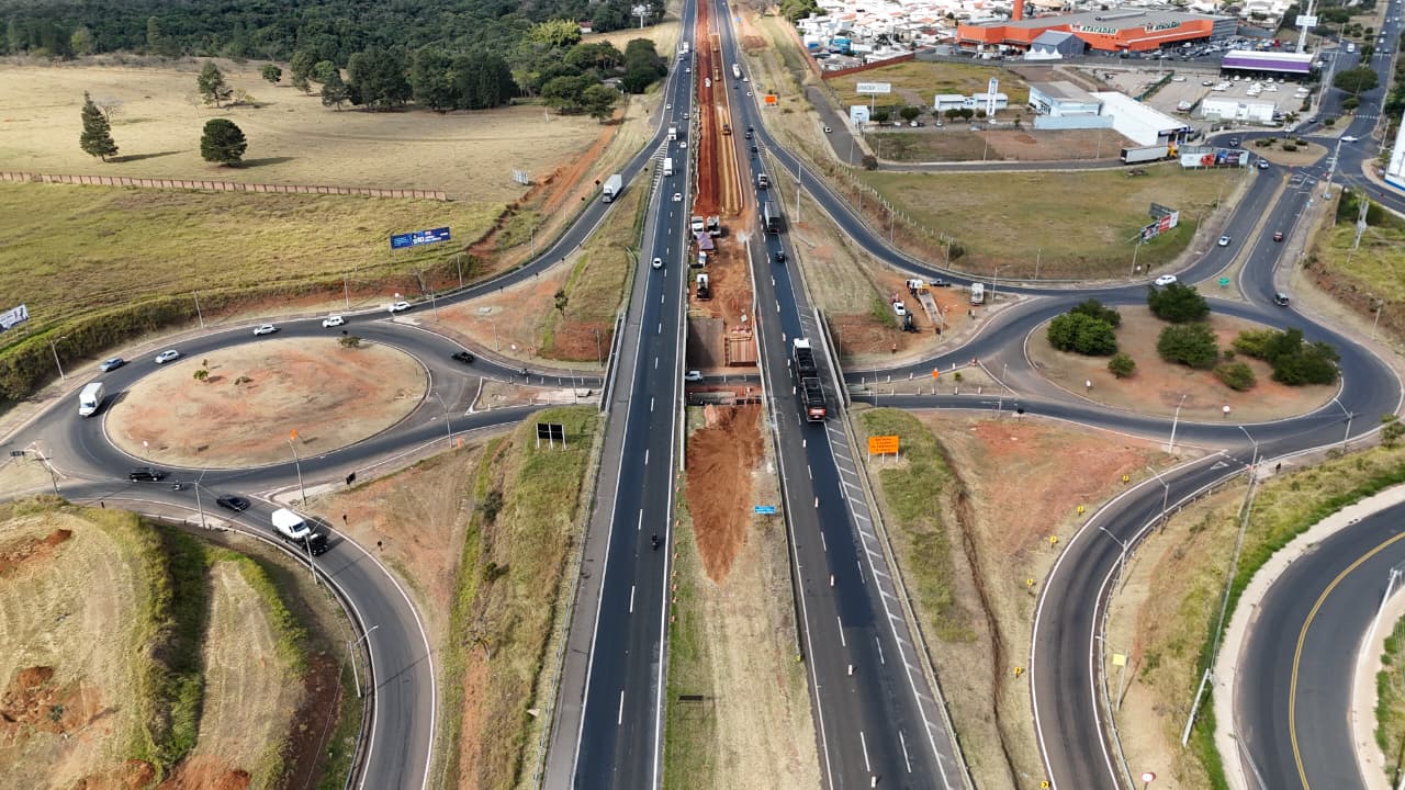 Ecovias Noroeste Paulista realiza interdição de viaduto em São Carlos para lançamento de vigas neste domingo