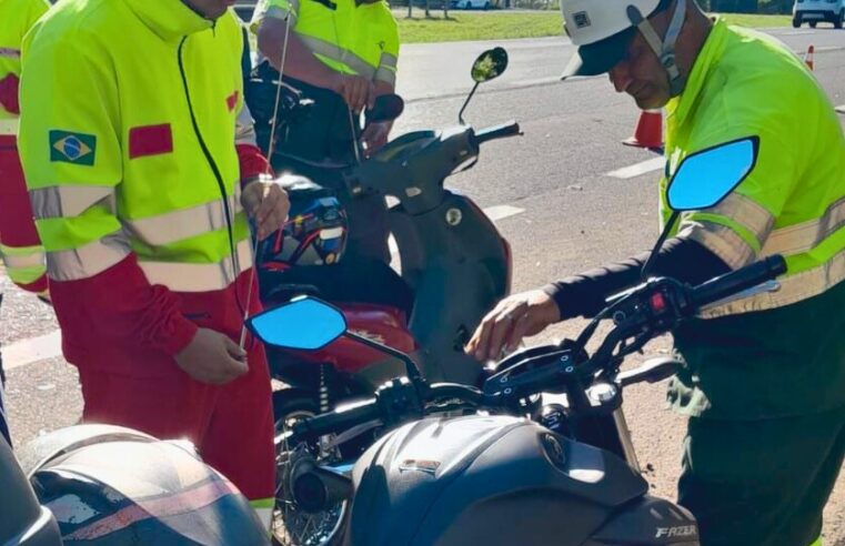 Ecovias Noroeste Paulista promove ação “Vá Seguro, Motociclista” com instalação gratuita de antenas corta-pipas na SP-310