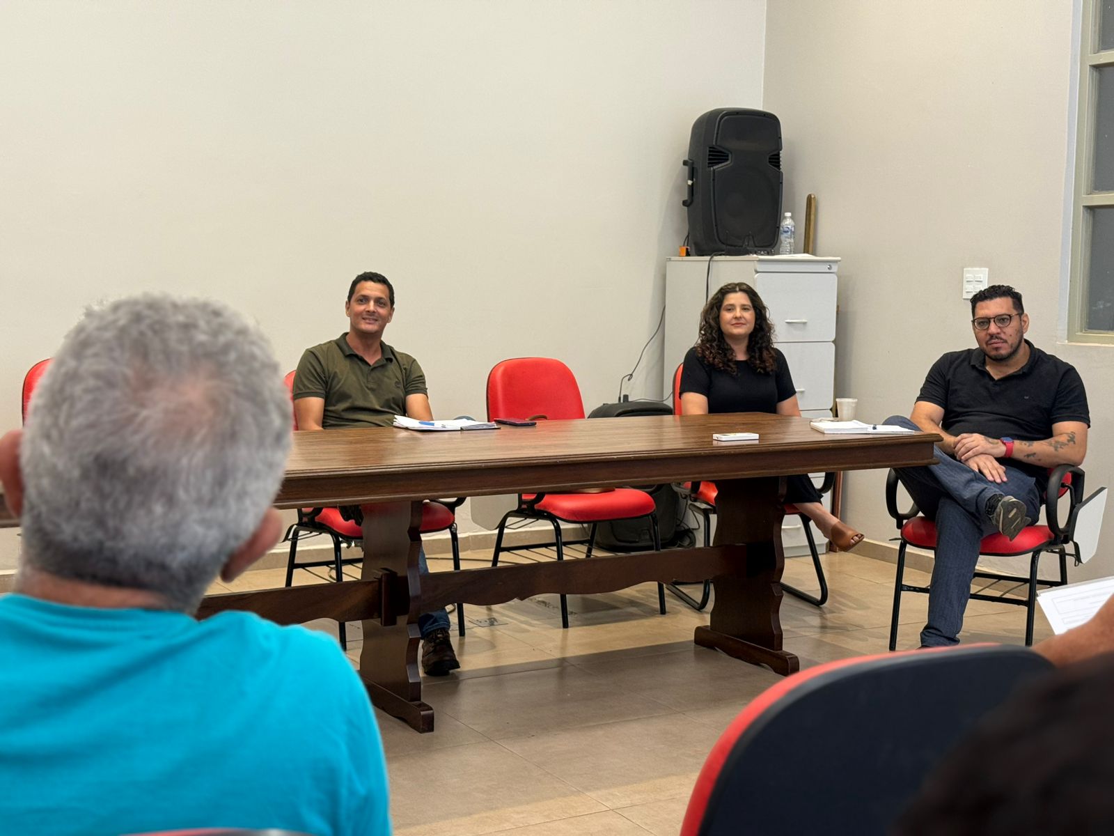 Prefeitura de Ibaté reúne agricultores familiares para inscrição no Programa Cesta Verde