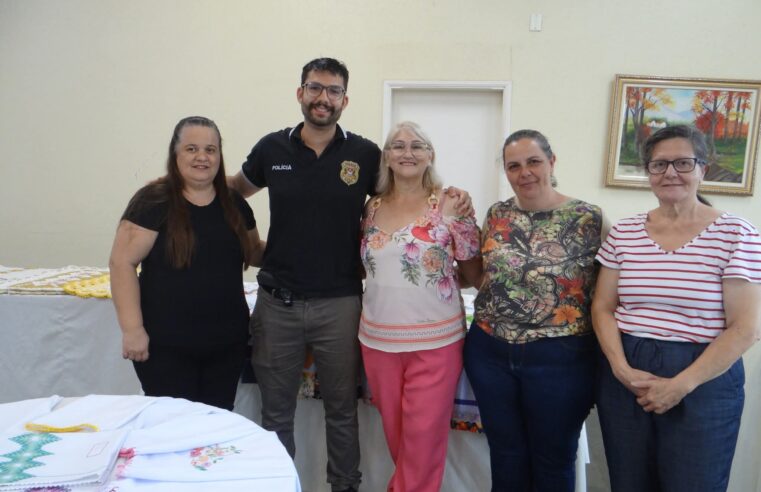 Com enorme carinho, a organização da Feira de Artesanato “Linhas e Sentimentos” convida toda a população de Ibaté e região a prestigiar esse evento que valoriza o talento, a dedicação e a sensibilidade dos artesãos locais.