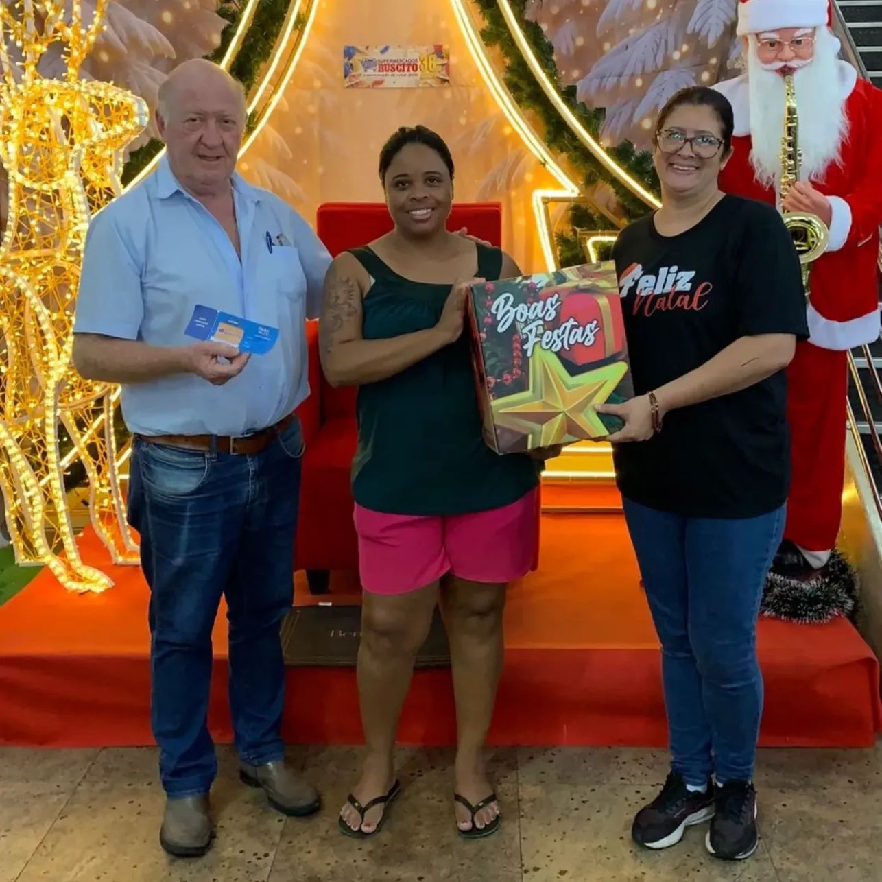 🎉✨ É dia de comemorar no Supermercados Ruscito! ✨🎉