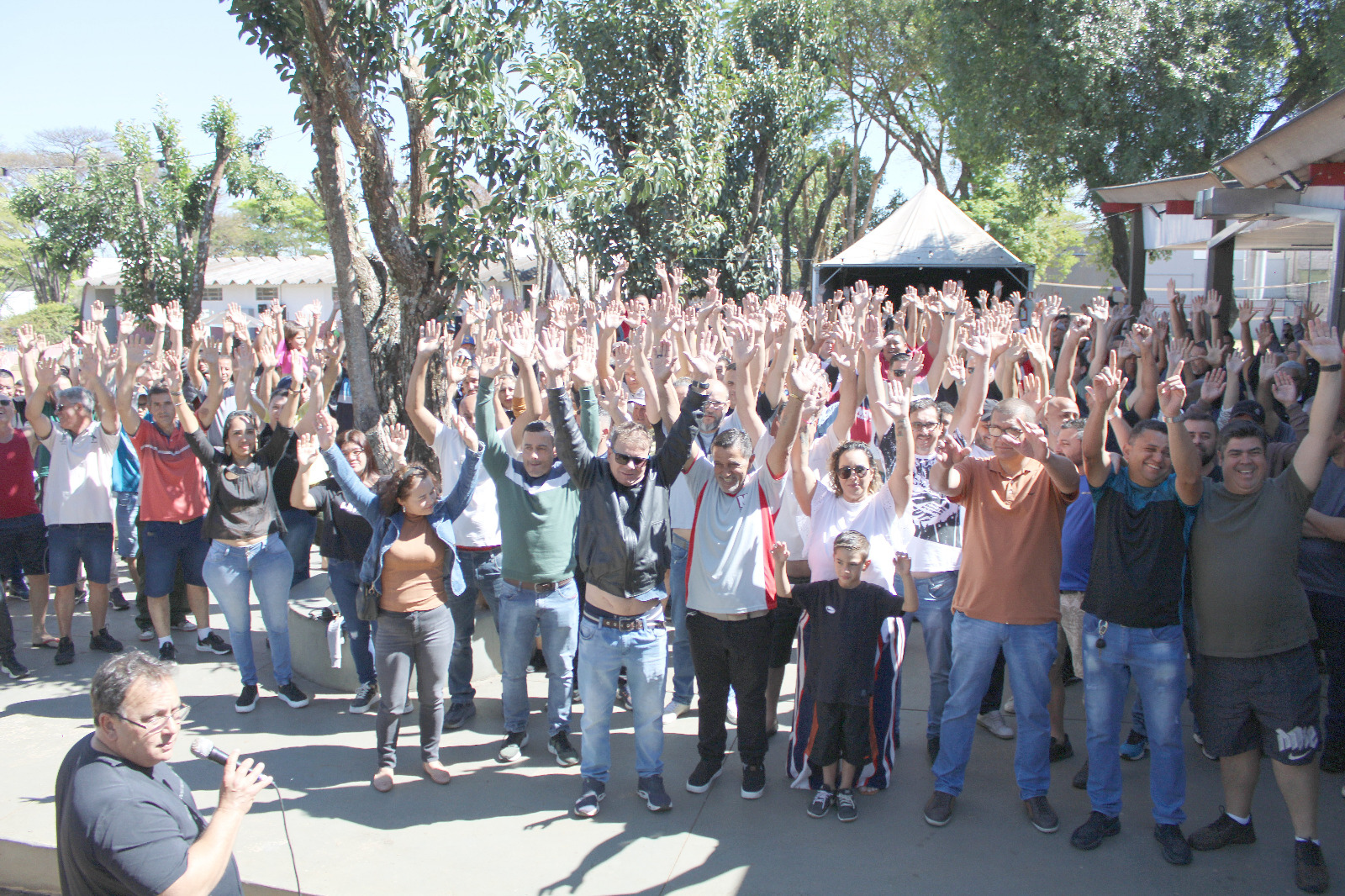 Assembleia histórica: trabalhadores da Tecumseh conquistam redução da jornada sem corte de salários