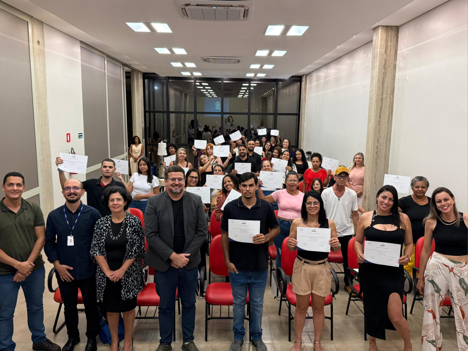 Formatura celebra conclusão de cursos do Senac em parceria com a Prefeitura de Ibaté