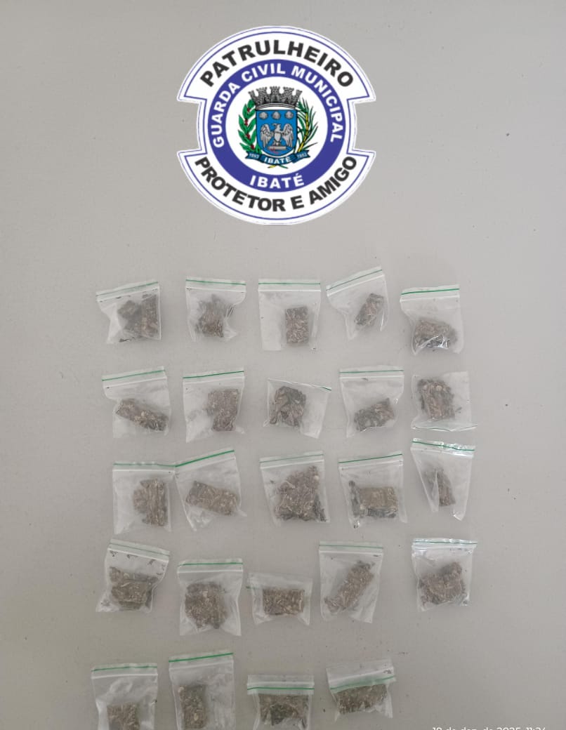 Durante ronda, Guarda Municipal localiza entorpecentes abandonados em praça de Ibaté