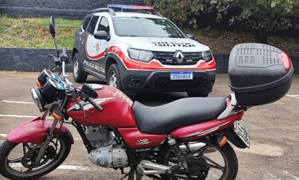 Homem é preso em flagrante por furto de motocicleta em São Carlos