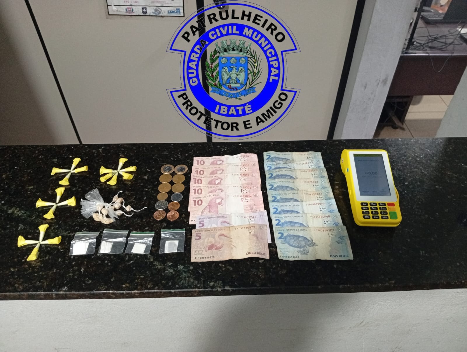Guarda Municipal apreende drogas e dinheiro no Jardim Cruzado