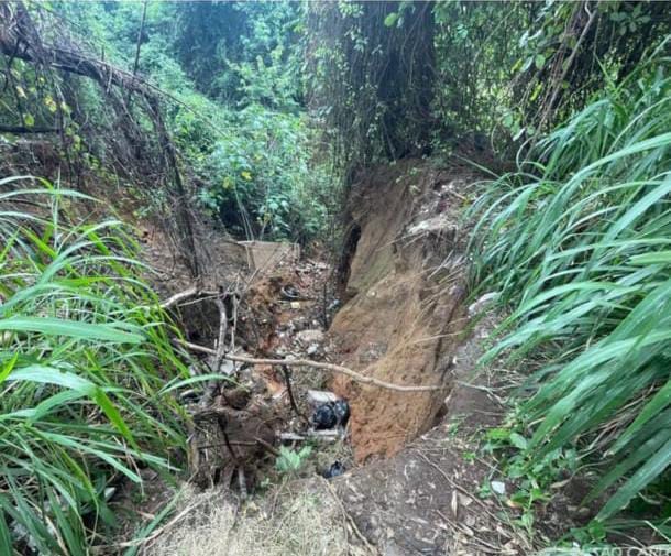 Mulher de 35 anos é socorrida após cair em buraco no Jardim Tangará, em São Carlos