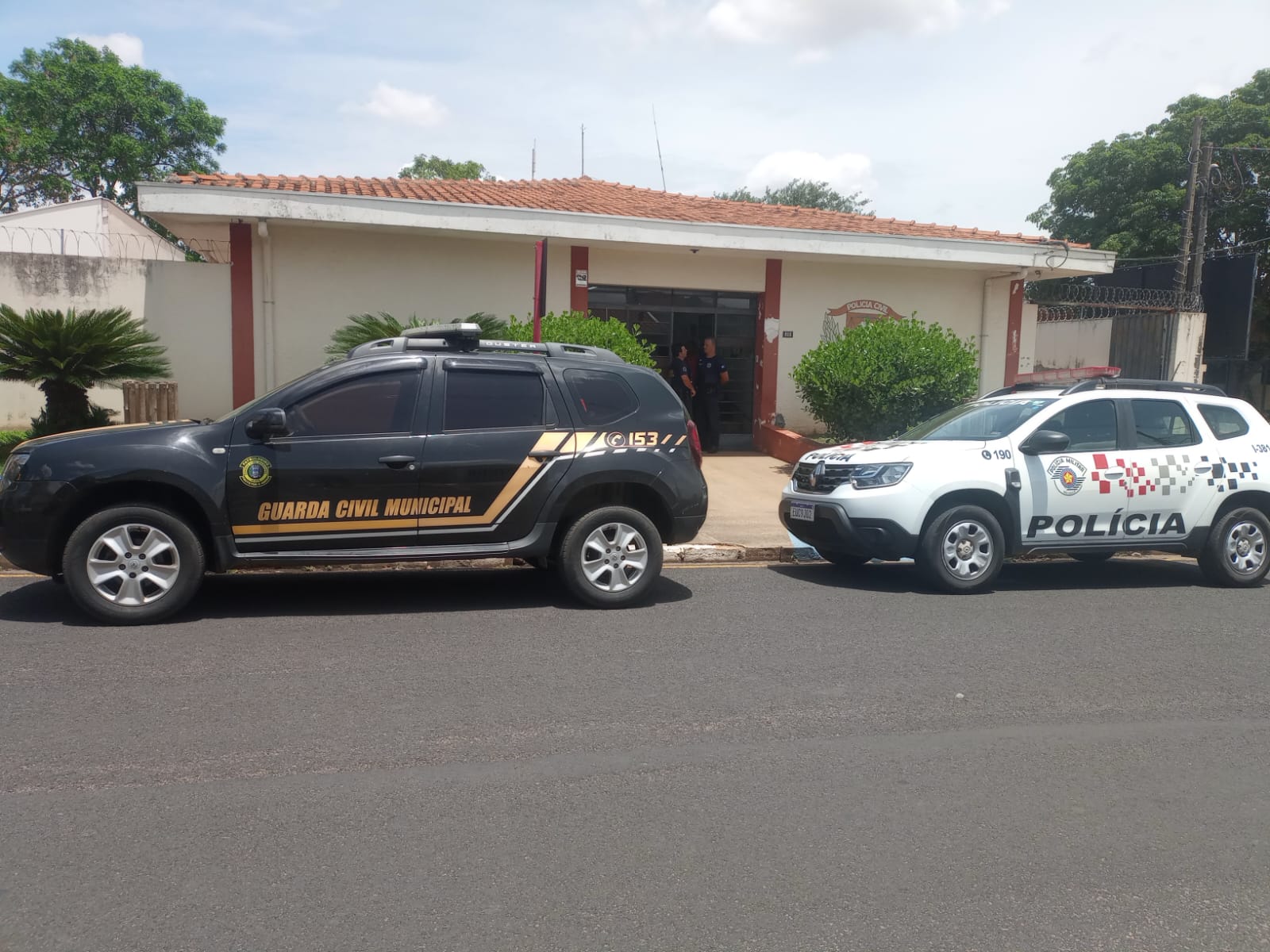 GCM prende procurado pela Justiça durante patrulhamento em escola de Ibaté