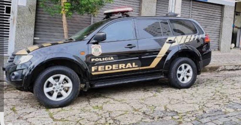 Polícia Federal prende homem e mulher em flagrante durante operação contra crimes sexuais na internet em São Carlos