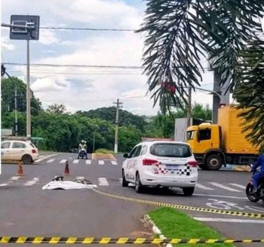 Adolescente morre após ser atropelado por ônibus em Porto Ferreira