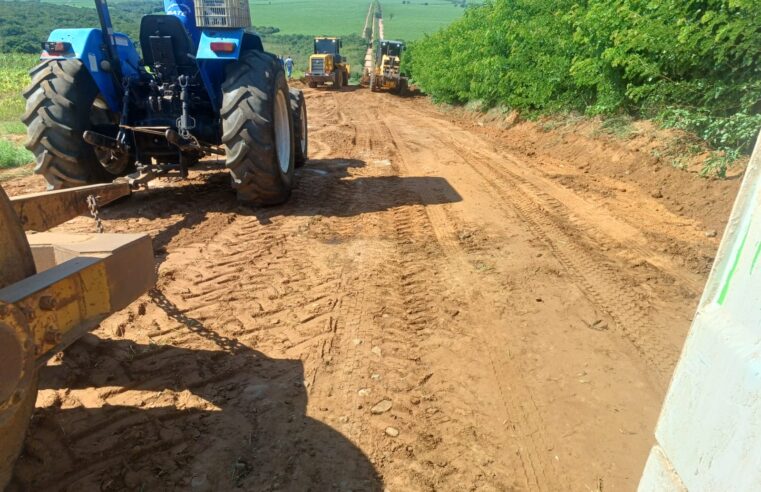 Prefeitura de Ibaté realiza manutenção em estradas municipais para garantir segurança na zona rural