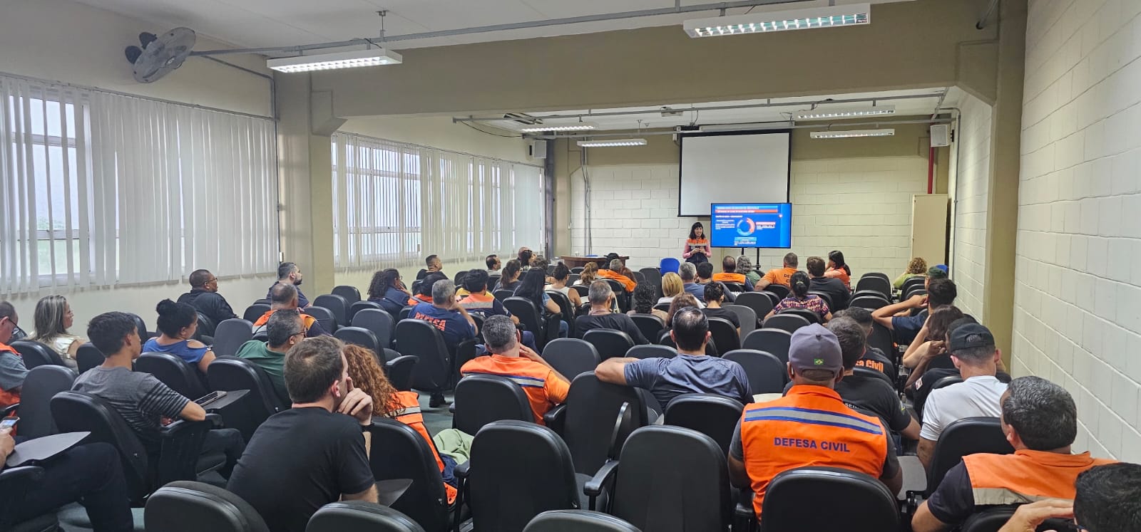 Diretor da Defesa Civil de Ibaté conclui capacitação em logística para atuação em desastres e ações humanitárias