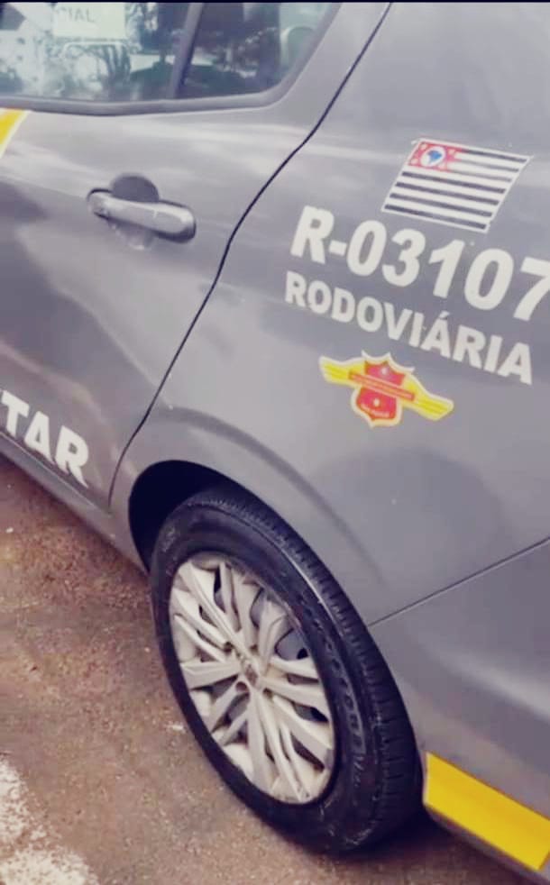 Policiamento Rodoviário prende homem por porte ilegal de arma de fogo em Itirapina