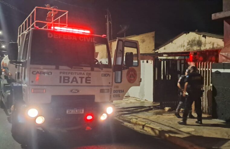Defesa Civil de Ibaté controla incêndio em residência no Jardim Cruzado com ação rápida e eficiente