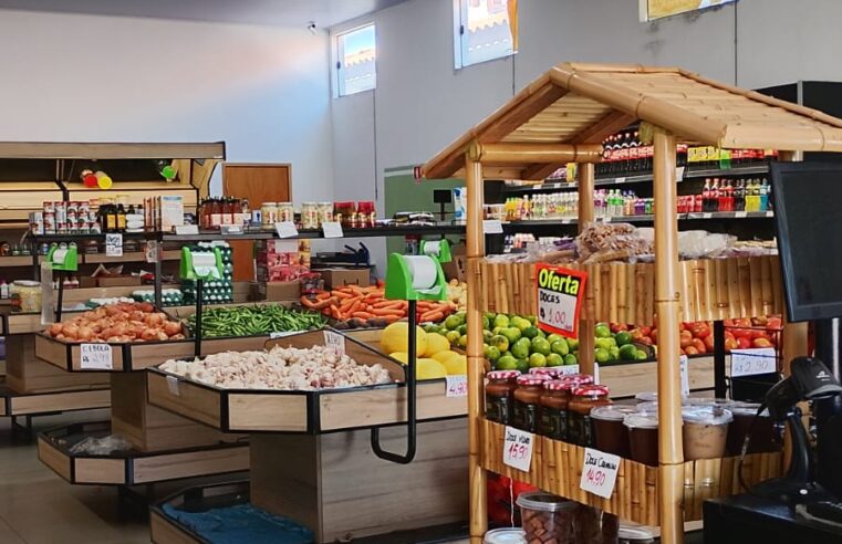 🥬🌿 Sexta-feira é dia de feira fresquinha no Empório Schumacher Fresh Food! 🌿🥬