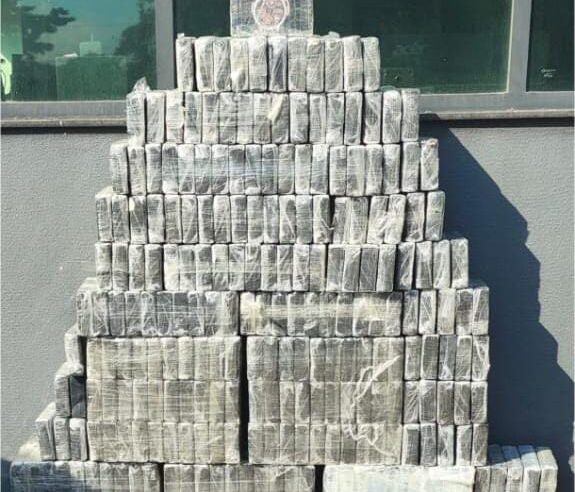 Polícia Rodoviária apreende 300 kg de cocaína na Rodovia Washington Luís