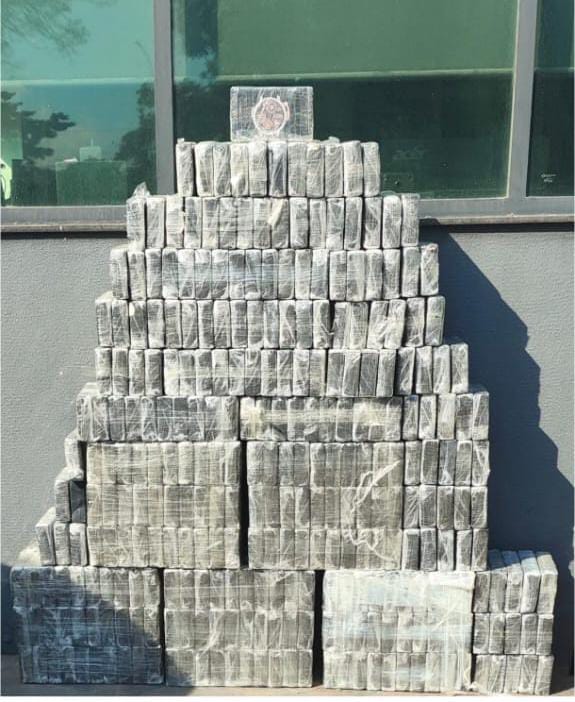 Polícia Rodoviária apreende 300 kg de cocaína na Rodovia Washington Luís