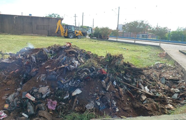 Prefeitura de Ibaté intensifica limpeza e roçagem no Jardim Cruzado