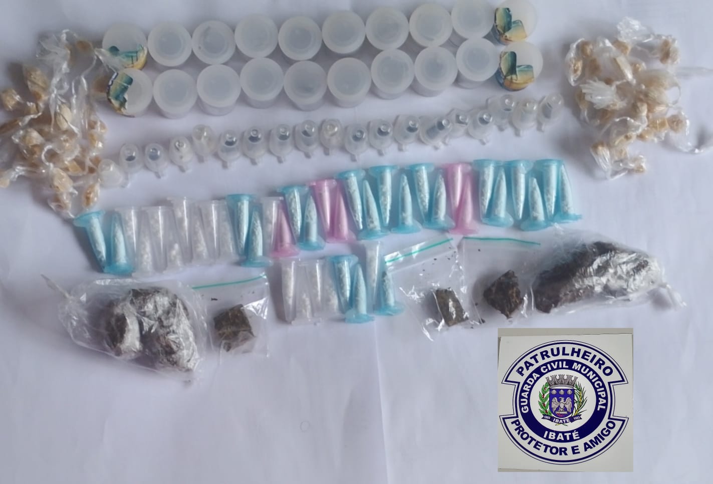 Ação da GCM apreende drogas escondidas em cano no Jardim Icaraí