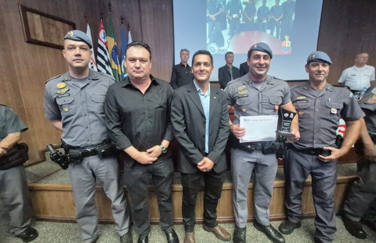 Tenente da PM de Ibaté é homenageado como Policial Militar do Ano em cerimônia em São Carlos