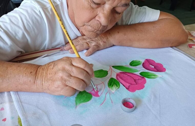 🎨💖 Tarde de criatividade na Casa do Idoso!