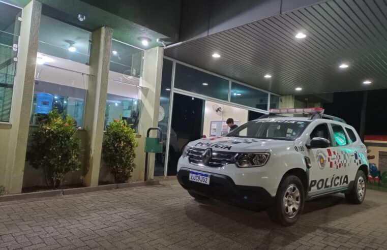 🚨Motoboy fica ferido após colisão com carro em Ibaté