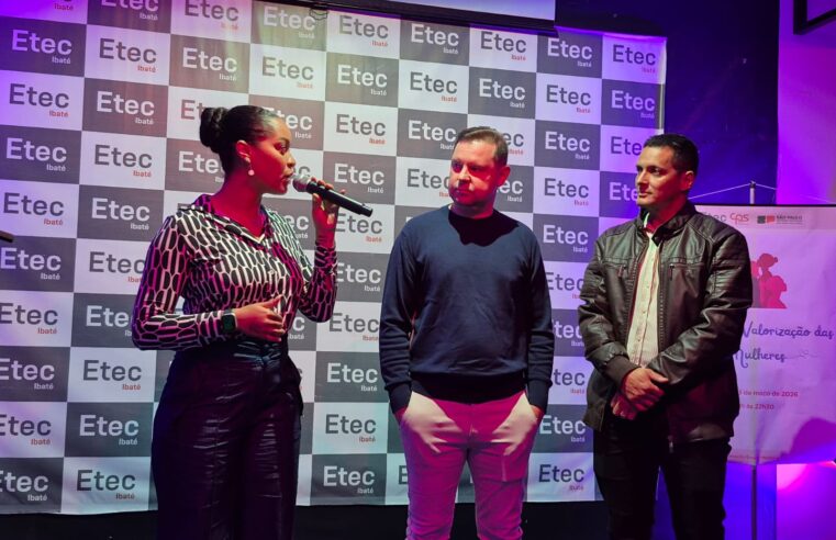 Secretário de Governo acompanha visita da deputada Thainara Faria à Etec de Ibaté