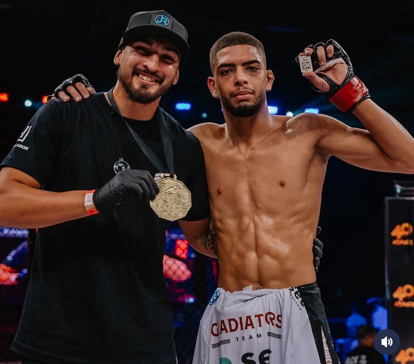 🥋🏆 A Gladiators Team segue fazendo história!Sob o comando do professor Gabriel Victorino, a equipe brilhou no campeonato “Faca na Caveira”, realizado em São Carlos no dia 15/03. Com 6 atletas na disputa, o resultado foi de respeito: 🥇 3 ouros e 🥉 2 bronzes!