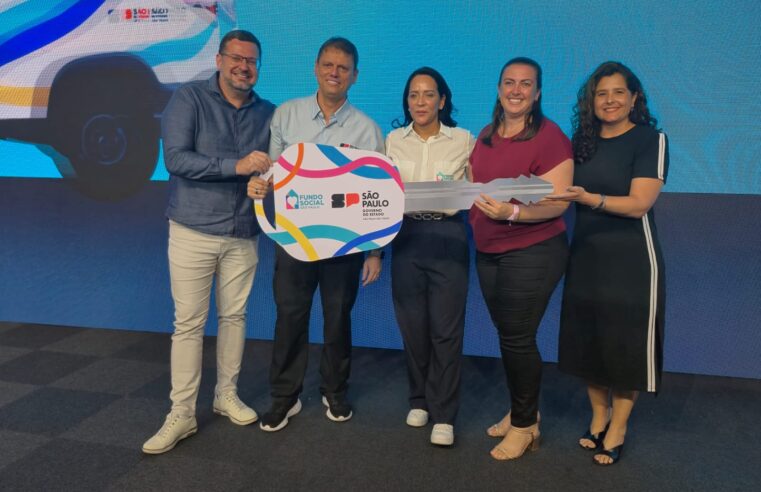 📌 Município de Ibaté recebe veículo para ampliar atendimento social