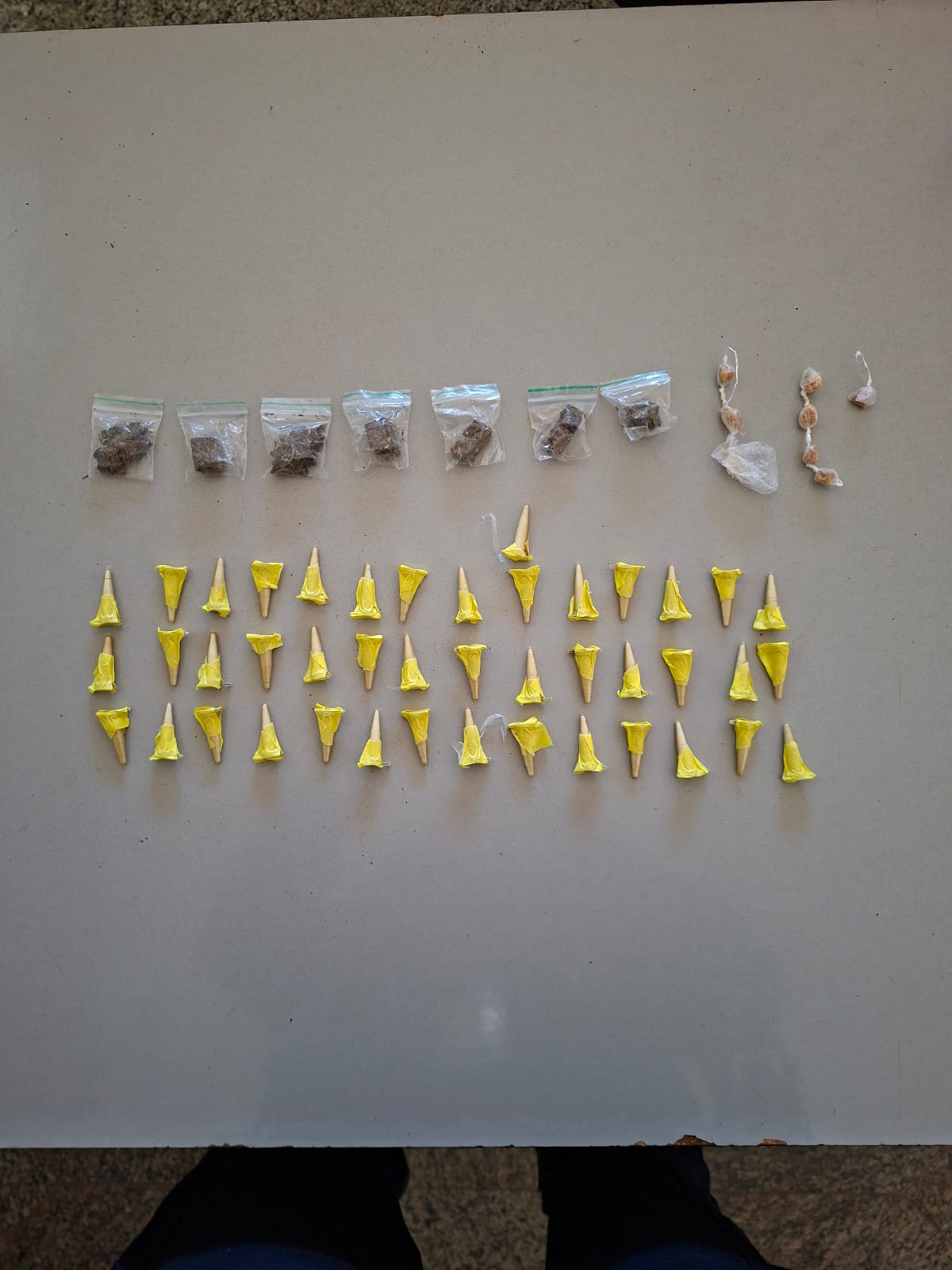 🚨 GCM detém suspeito por tráfico de drogas no Jardim Cruzado, em Ibaté